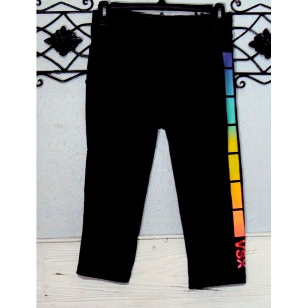 Victoria's Secret Activewear Crop Pants Size S Black Logo Really Cute
